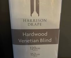 Hardwood Venetian blind