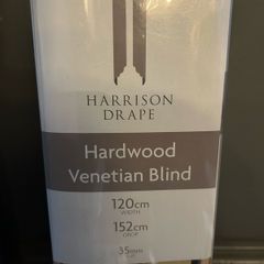 Hardwood Venetian blind