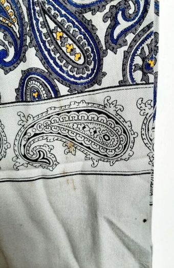 Vintage Kingston's of Dublin paisley scarf