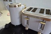 Russell Hobbs Bronte Kettle and Toaste