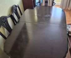 Sherlock Brothers dining suite extendable table with 6 Chairs  2 carvery chairs