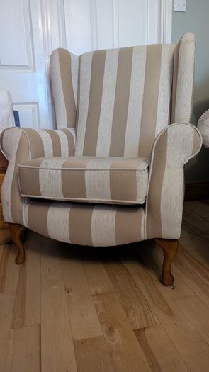 4 seater sofa and 2 matching chairs
