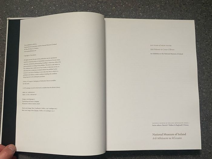 500 Years of Irish Silver by Ida Delamer and Conor O'Brien 2005