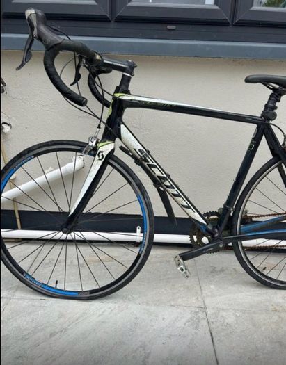 Scott speedster s30 road bike