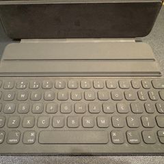 Apple Smart Keyboard Folio