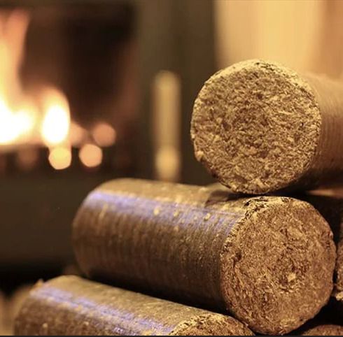 Pallet of compressed Heat Logs- 170 packets