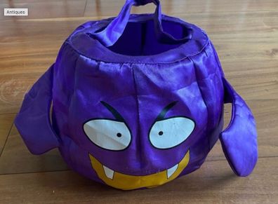 Halloween trick or treat Basket