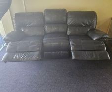 Leather Couch 2 Recliners