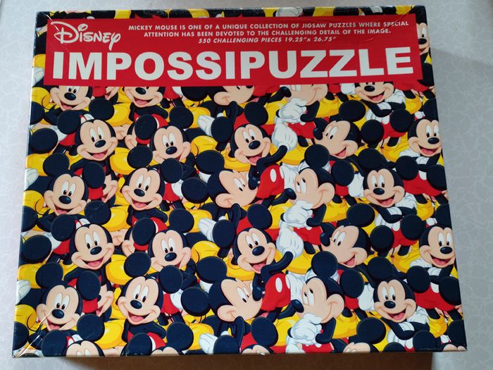 Mickey Mouse Jigsaw Puzzle (550 Pieces) Used.