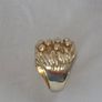 9-carat gold keeper's ring Image 3
