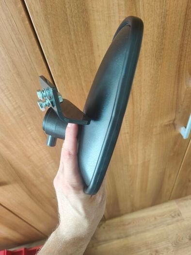 Van wing mirror