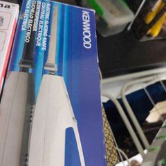 electric slicing knife