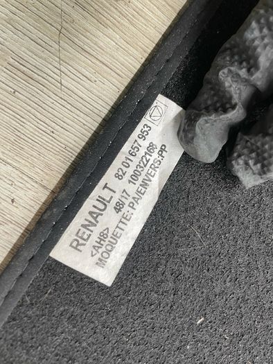 2015 Renault Clio Genuine Car Mats