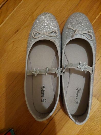 Girl's ballerinas