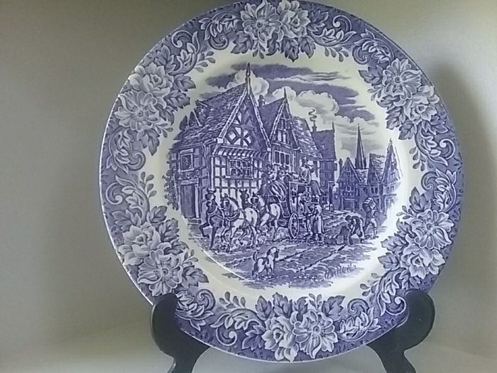 English Ironstone Pottery Blue/White Wares