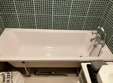 Bath , Screen, Mixer Tap