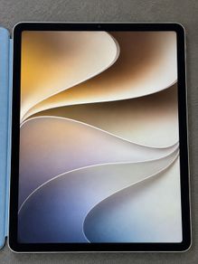 Ipad 13" M3 (A3269) 128GB Space Grey, Mint Condition