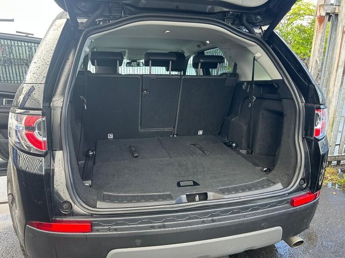 Land Rover Discovery Sport 20177 Seats  Automatic
