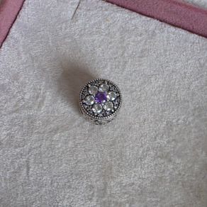Pandora flower charm excellent condition fully hallmarked