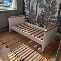 Mothercare cot bed  converts to toddler bed