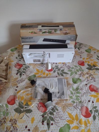 SilverCrest Vacuum Sealer