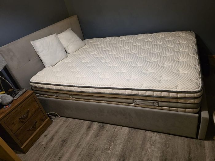 Bed and mattress