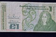 Ireland 1989 Queen Medb 1 Pound (HJK) Banknote