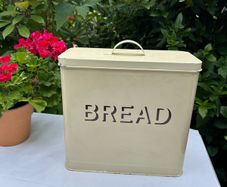 Vintage style cream enamel metal bread bin farmhouse country cottage style