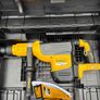 Dewalt Dch775x2-qw - 54v Xr Flexvolt 52mm Sds-max Hammer Drill With 12 Ah Batteries Image 3