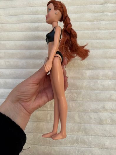Shrek Princesses Princess Fiona Kung Fu Action Doll Dreamworks 2007 Used Her legs are a bit too lose Please see photos