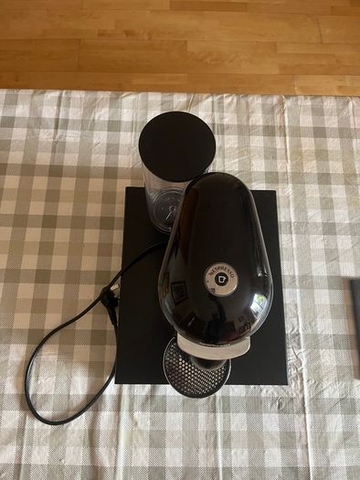 Nespresso Vertuo Machine With Capsule Drawer