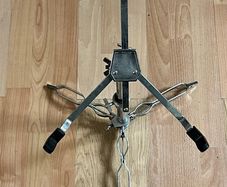 Snare stand