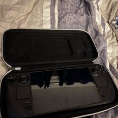 Steam Deck Oled 500gb with keyboard and mouse