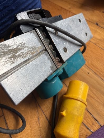 Makita 1902 110v Planer