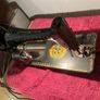 Singer sewing machine Image 2