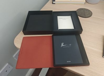 Boox Page ereader