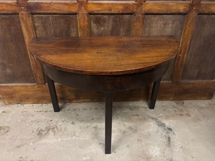 George III mahogany Demi lune