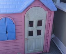 pink little tikes house