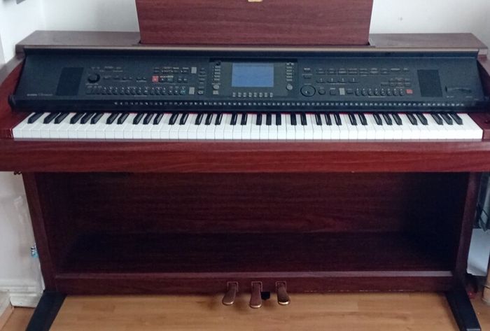 Digital Yamaha Clavinova Piano