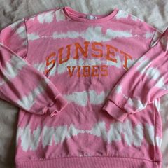 Pink jumper age 12-13