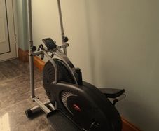 Cross trainer
