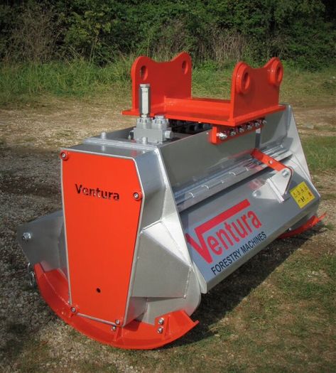 Heavy duty mulchers  ploughing row 13 st 240