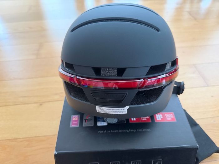 LIVALL BH51M Neo Smart Bike Helmet Black M 54 58cm