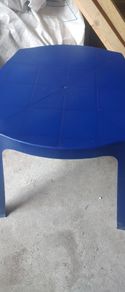 plastic table