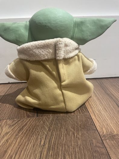 Baby Yoda talking figure