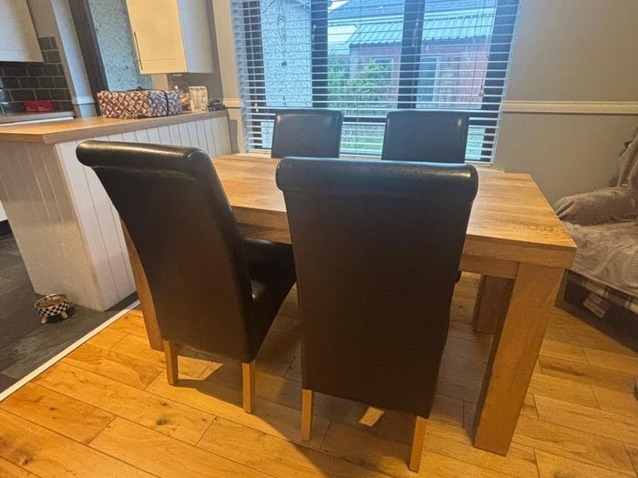 Solid oak table & chairs