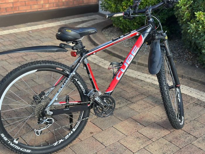 Cube LTD Comp Mountain Bike in 26-inch wheels
