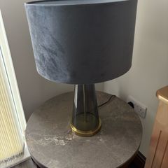 Table lamp