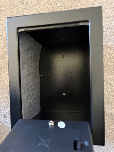 6.6 litre Durable Safe