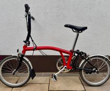 Brompton S2L folding bike in excellent condition